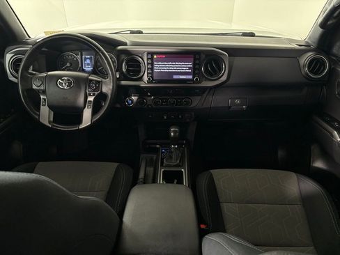 Used 2023 Toyota Tacoma TRD Off-Road AWD/4WD image 31