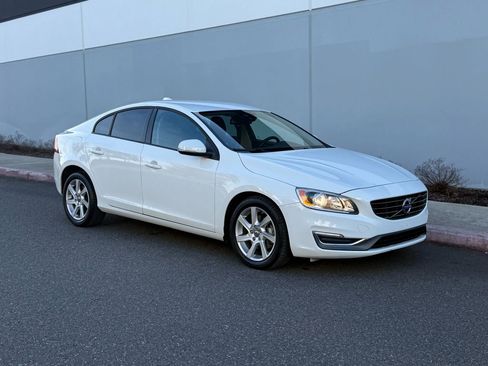 Used 2014 Volvo S60 T5 image 7