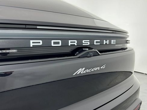 Certified 2024 Porsche Macan 4 Electric AWD/4WD image 12