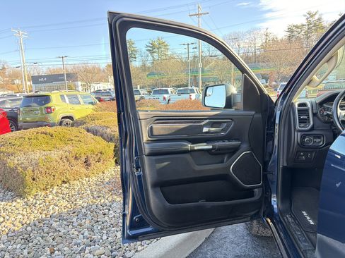 Used 2019 RAM 1500 Laramie image 11