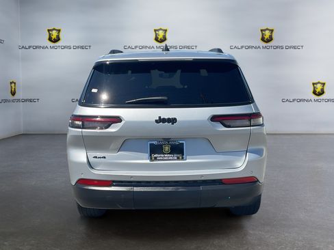 Used 2024 Jeep Grand Cherokee L Laredo AWD/4WD image 6