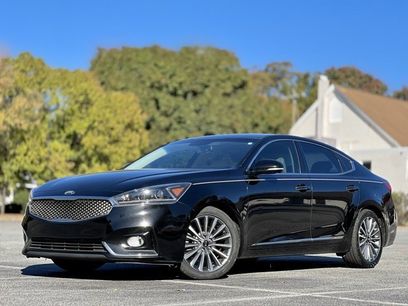 Used 2019 Kia Cadenza Premium