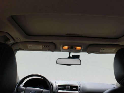 Used 2012 Ford Fusion SEL FWD image 9