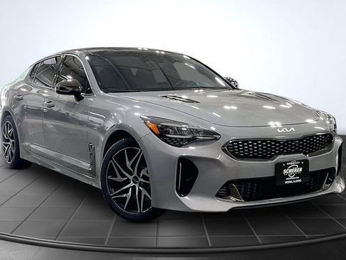 Used 2022 Kia Stinger GT-Line w/ Sun & Sound Package AWD/4WD image 12