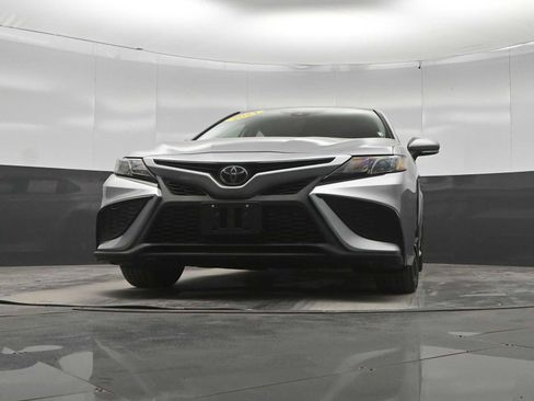 Used 2024 Toyota Camry SE FWD image 33