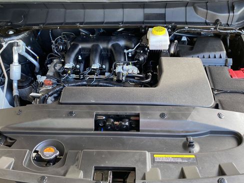 Certified 2025 Nissan Pathfinder SV AWD/4WD image 45