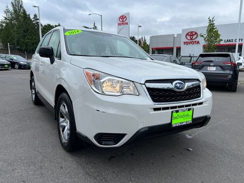 Used 2014 Subaru Forester 2.5i w/ Protection Package #1 AWD/4WD image 1