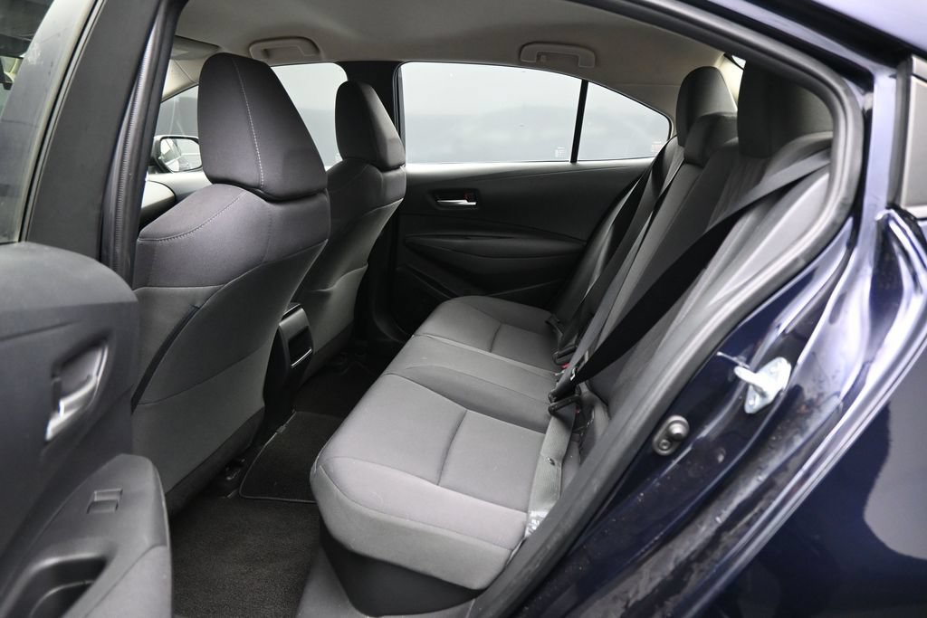 Used 2020 Toyota Corolla LE FWD image 23