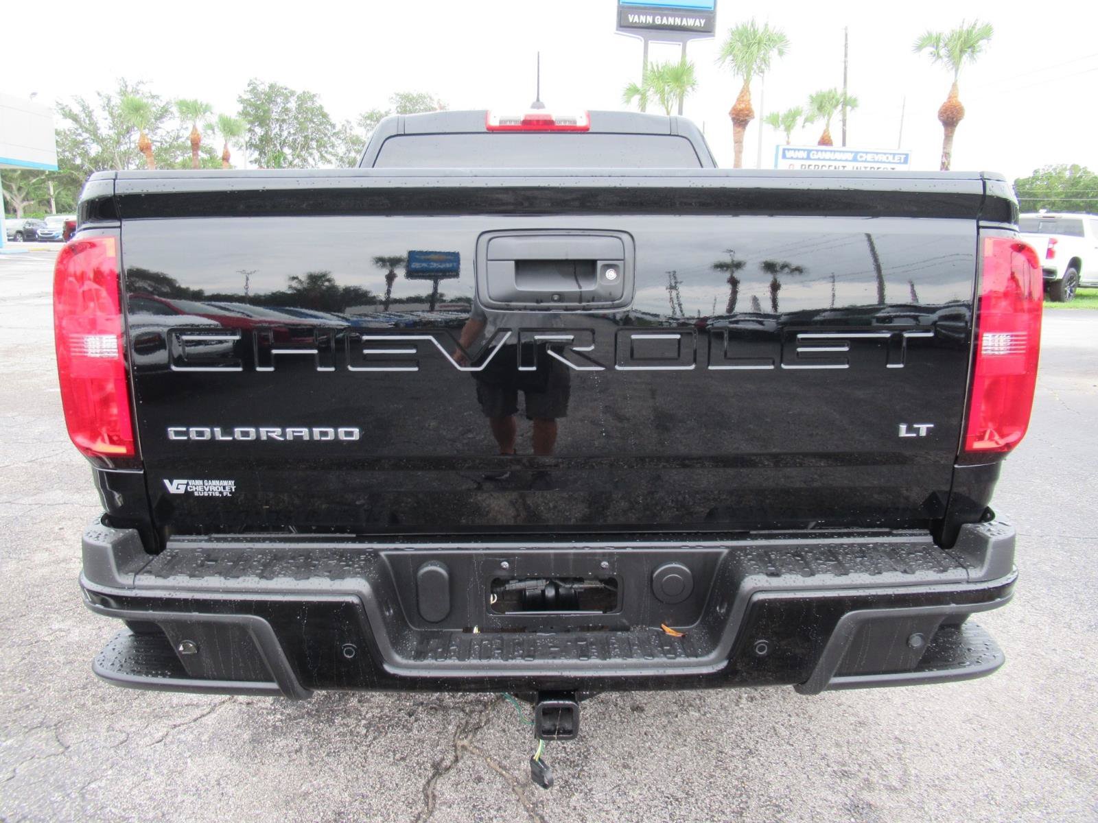 Used 2022 Chevrolet Colorado LT w/ Fleet Safety Package RWD image 9