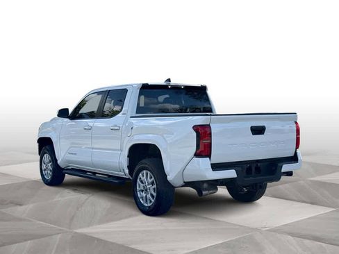 Used 2024 Toyota Tacoma SR5 image 6