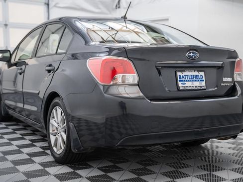 Used 2012 Subaru Impreza 2.0i Premium w/ All-Weather Pkg AWD/4WD image 5