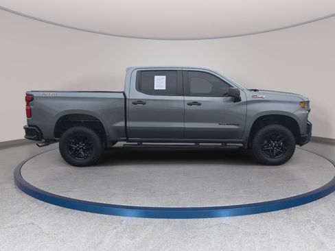 Used 2021 Chevrolet Silverado 1500 Custom Trail Boss AWD/4WD image 4