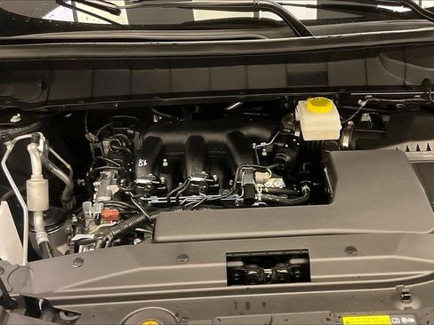 New 2026 Nissan Pathfinder SL image 11