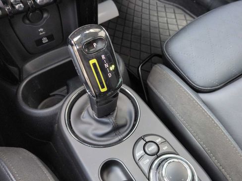 Used 2024 MINI Cooper SE FWD image 34