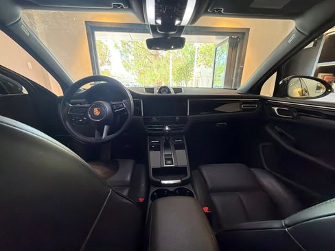 Certified 2023 Porsche Macan Turbo AWD/4WD image 9