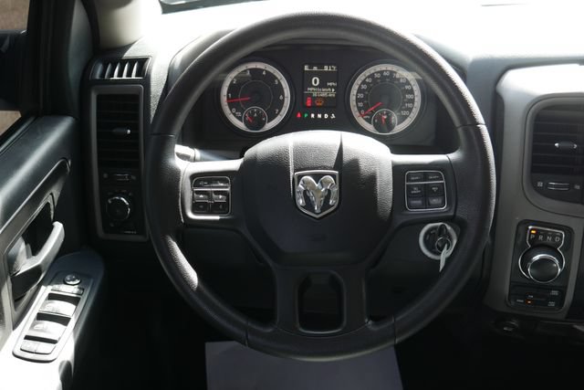 Used 2017 RAM 1500 Express AWD/4WD image 15