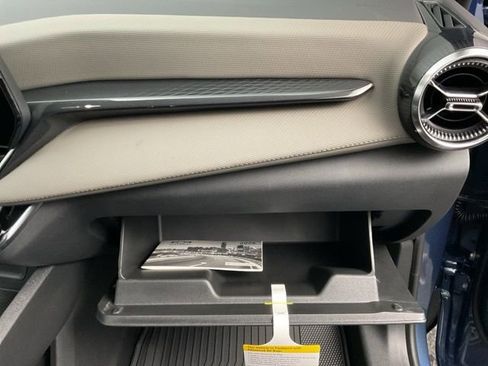 New 2026 Chevrolet Equinox LT w/ Convenience Package II FWD image 26