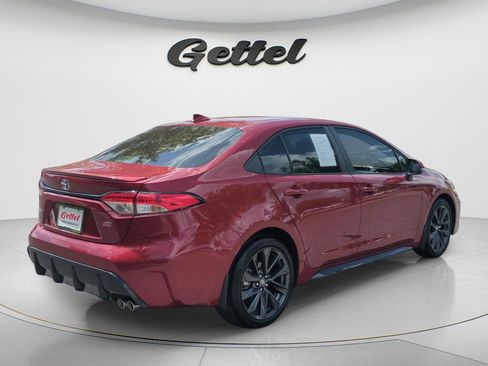 Used 2025 Toyota Corolla SE image 5