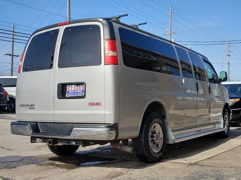 Used 2009 GMC Savana 3500 Extended Passenger w/ LT Preferred Equipment Group image 6