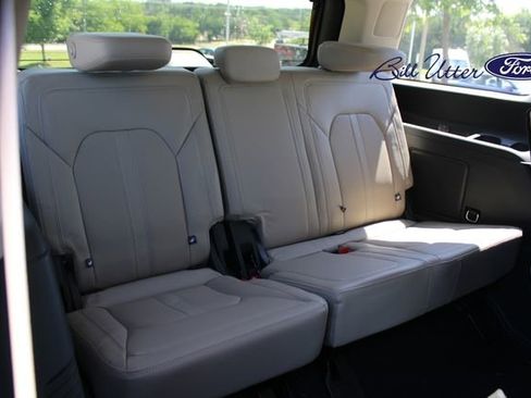 Certified 2024 Ford Expedition Limited RWD image 14