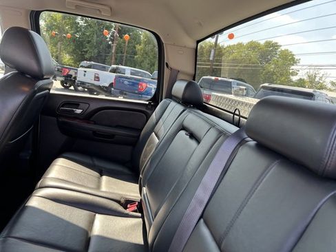 Used 2011 Chevrolet Silverado 3500 LTZ w/ LTZ Plus Package image 31