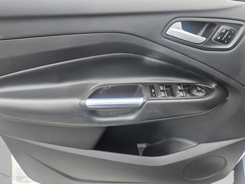 Used 2017 Ford Escape Titanium AWD/4WD image 13