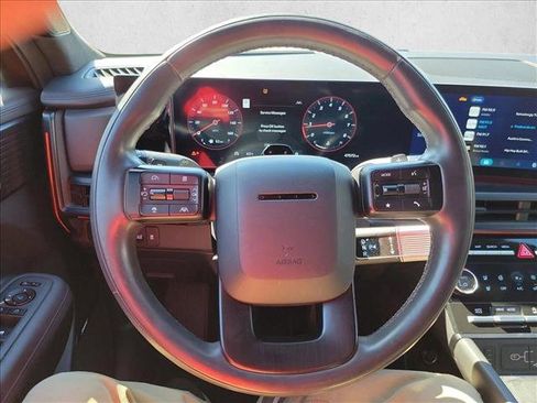 Used 2024 Hyundai Santa Fe Calligraphy FWD image 18