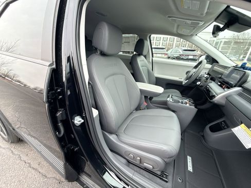 New 2026 Hyundai Ioniq 5 SEL image 25