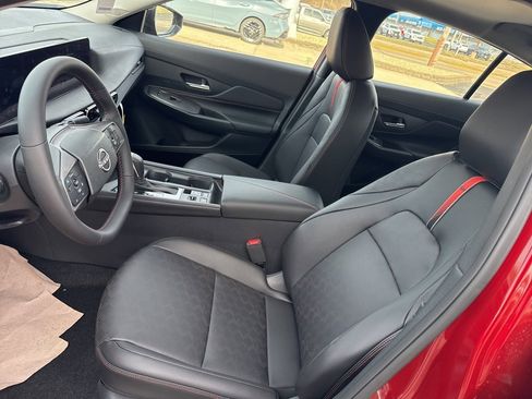 New 2026 Nissan Sentra SR image 12