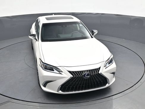 Used 2022 Lexus ES 300h w/ Premium Package FWD image 27