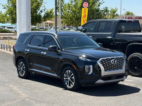 Used 2022 Hyundai Palisade SEL w/ Cargo Package FWD image 4