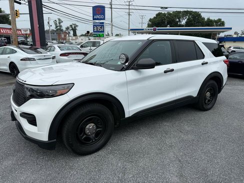 Used 2023 Ford Explorer 4WD Police Interceptor image 19