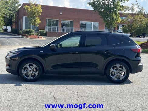 Used 2025 Ford Escape ST-Line FWD image 24