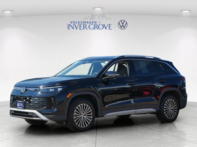 Certified 2025 Volkswagen Tiguan S AWD/4WD image 3