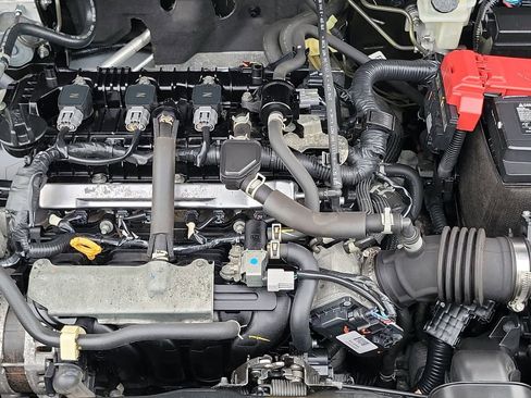 Used 2022 Nissan Kicks SV image 24