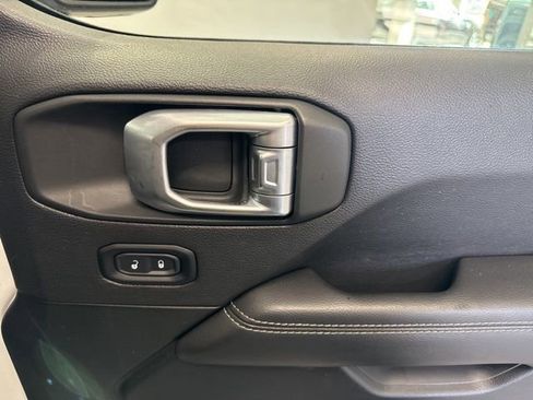 Used 2021 Jeep Wrangler Unlimited Sahara AWD/4WD image 50