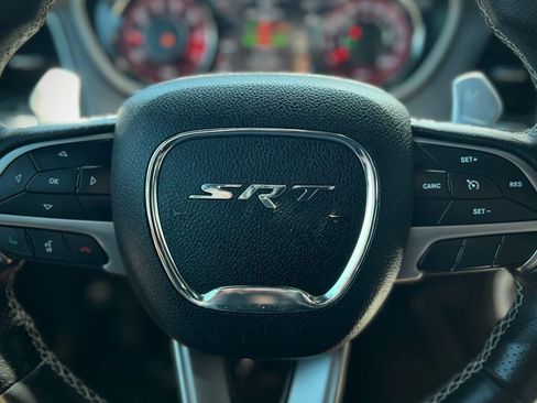 Used 2018 Dodge Challenger SRT Hellcat image 28