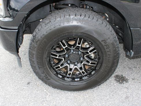 Used 2018 Ford F150 XL w/ Equipment Group 101A Mid RWD image 11
