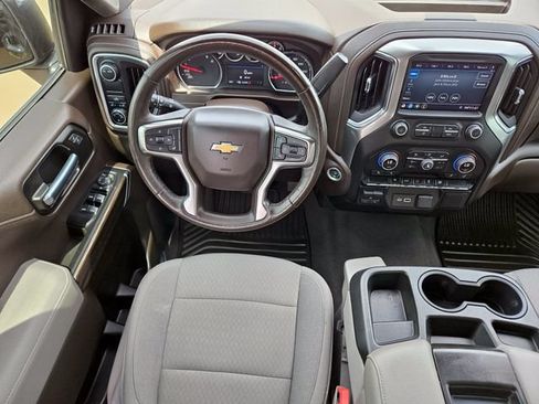 Used 2022 Chevrolet Silverado 1500 LT RWD image 32