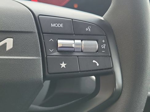Used 2025 Kia K4 FWD image 24
