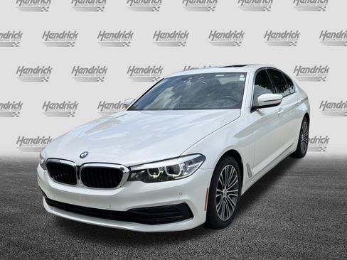 Used 2019 BMW 530i w/ Convenience Package RWD image 6