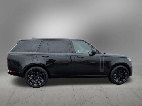 New 2026 Land Rover Range Rover Long Wheelbase SE image 7