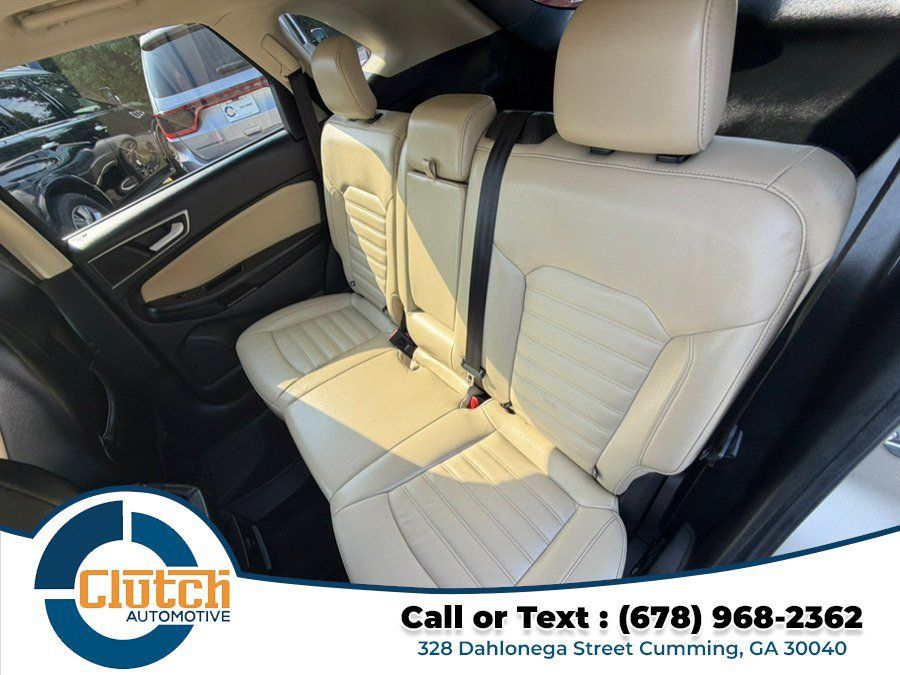 Used 2017 Ford Edge SEL w/ Equipment Group 201A AWD/4WD image 16