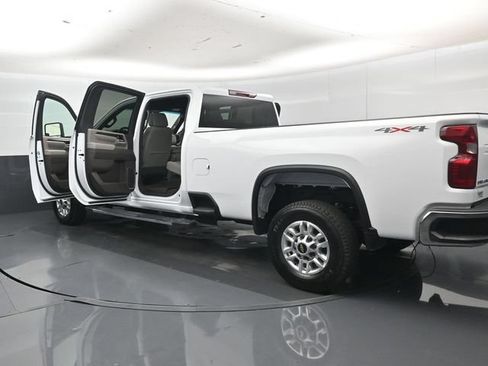 Used 2026 Chevrolet Silverado 2500 LT AWD/4WD image 59