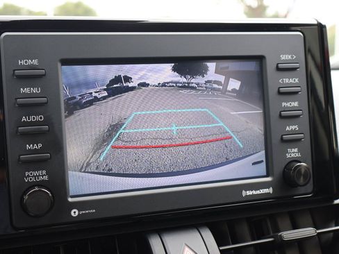 Used 2021 Toyota RAV4 XLE FWD image 33