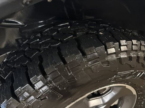 Used 2024 Jeep Wrangler Sport image 12