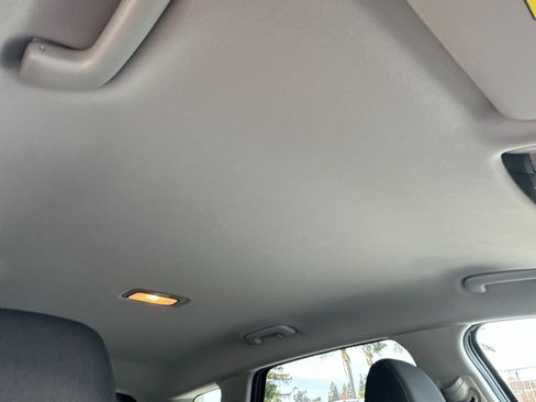 Used 2023 Kia Sportage LX image 17