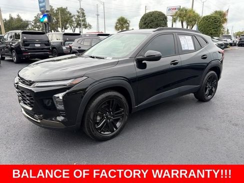 Used 2024 Chevrolet Trax ACTIV w/ Sunroof Package FWD image 3