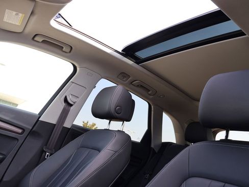 Used 2022 Audi Q5 2.0T Premium w/ Convenience Package image 49