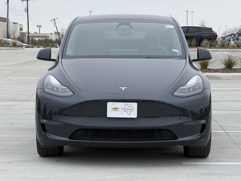 Used 2024 Tesla Model Y Long Range image 7